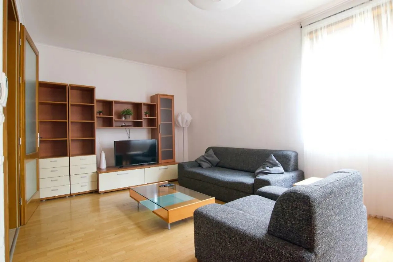 Standard Apartment By Hi5 - Kazincy 52 Budapest Ungheria